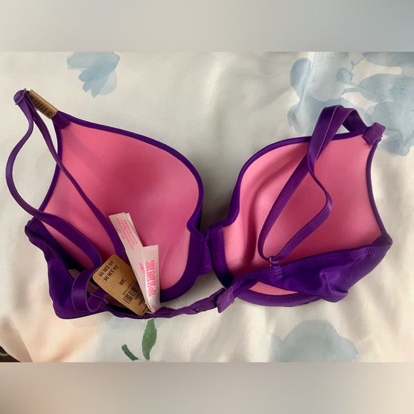 Vs pink  wear every wear push up 32d - Picture 3 of 3